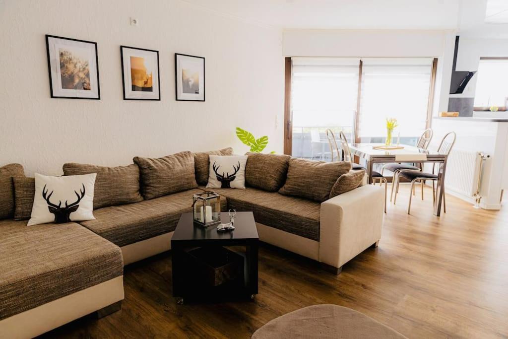 Wohnung Hirschhoehe Im Taunus Neu-Anspach Buitenkant foto