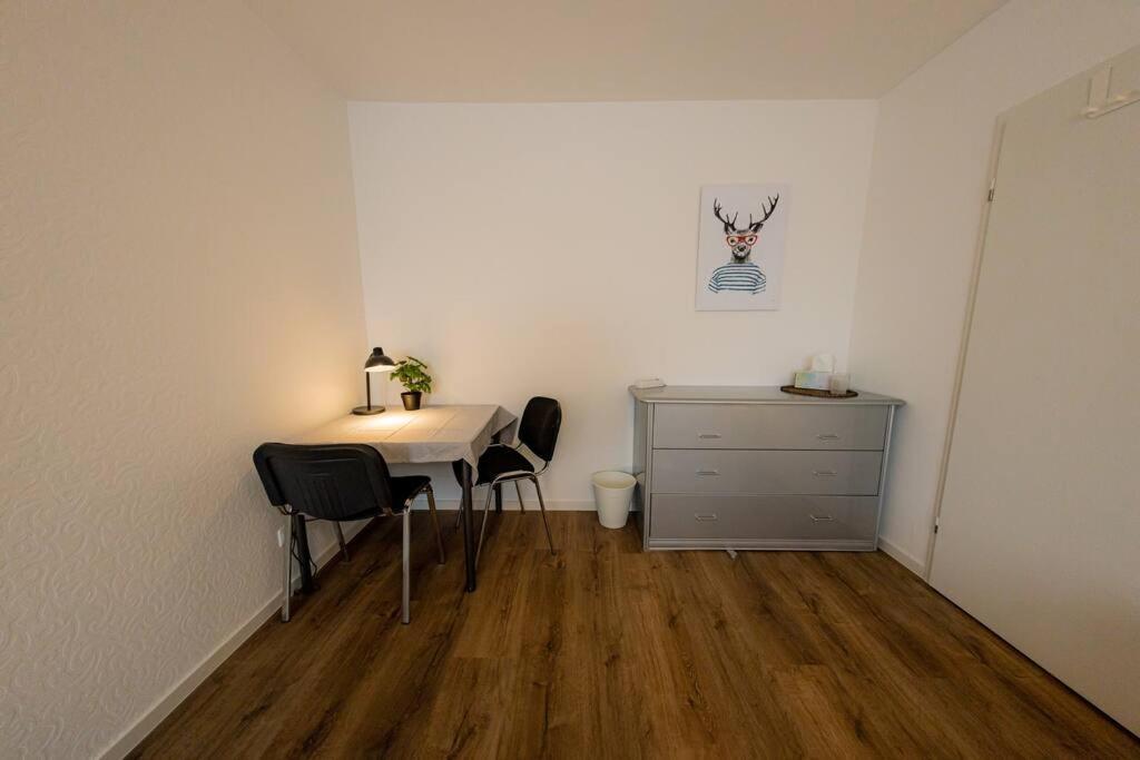 Wohnung Hirschhoehe Im Taunus Neu-Anspach Buitenkant foto
