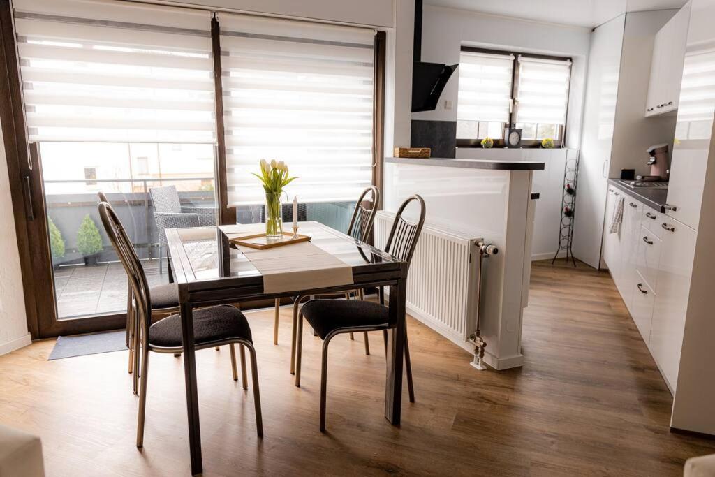 Wohnung Hirschhoehe Im Taunus Neu-Anspach Buitenkant foto